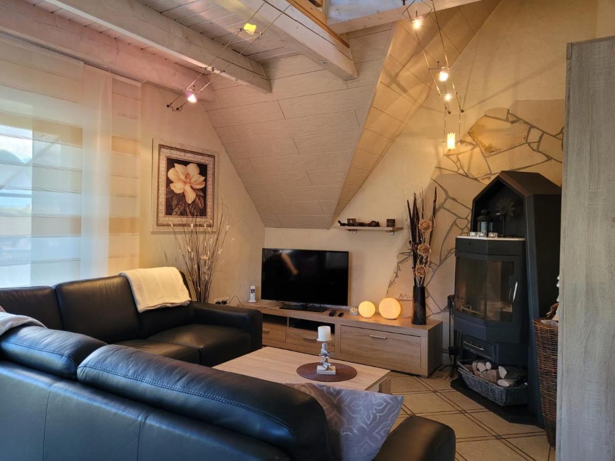 Ferienwohnung Fitness Entspannung Sauna Im Westerwald Derschen Luaran gambar