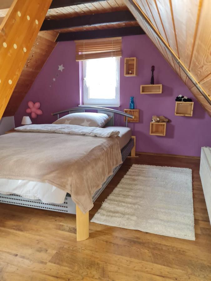 Ferienwohnung Fitness Entspannung Sauna Im Westerwald Derschen Luaran gambar
