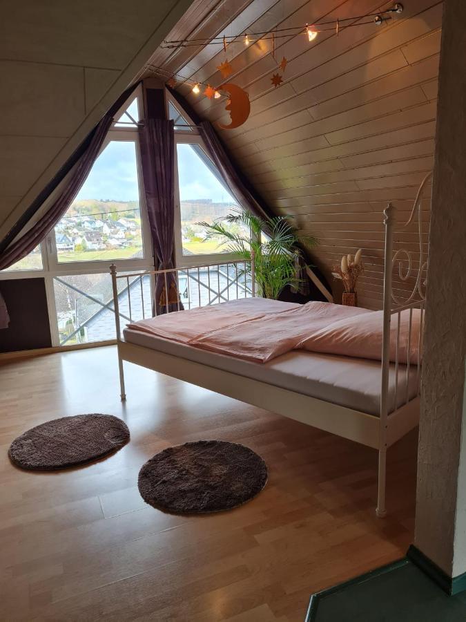 Ferienwohnung Fitness Entspannung Sauna Im Westerwald Derschen Luaran gambar