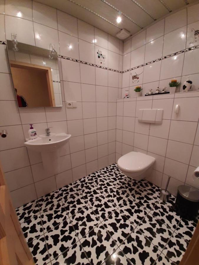 Ferienwohnung Fitness Entspannung Sauna Im Westerwald Derschen Luaran gambar
