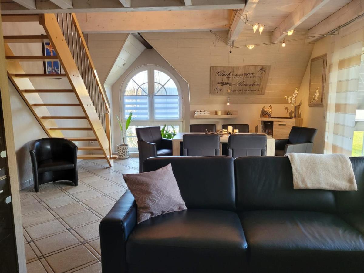 Ferienwohnung Fitness Entspannung Sauna Im Westerwald Derschen Luaran gambar
